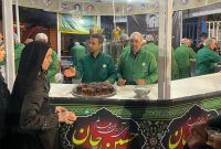 فیلم| طعم خوش چایی حضرتی برای عزاداران امام حسین(ع)