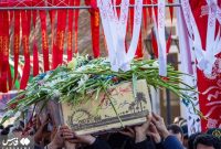 آرام گرفتن لاله سرخ حسینی در دانشگاه هنر اسلامی تبریز