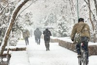 برف مدارس ۸ شهر آذربایجان‌شرقی را تعطیل کرد