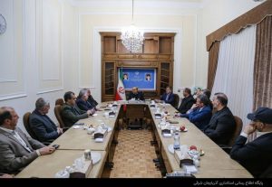 دیدار جمعی از اعضای ستاد تشکل های مردمی دکتر پزشکیان آذربایجان شرقی با استاندار آذربایجان شرقی