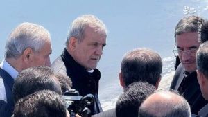 به این دولت بفهمانید احیای دریاچه ارومیه،پول،فکر،و هماهنگی ارگانهای ملی و محلی و مشارکت مردم را می طلبد.