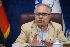 سفر به قطب جنوب، حضور دبیری در کابینه را آب کرد