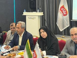 هر چقدر از دولت فاصله بگیریم و به بخش خصوصی اعتماد کنیم، موفق‌تر خواهیم بود